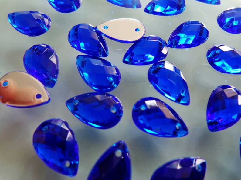400pcs 8*13mm crystal Royalblue colour water drop shape Sew on Rhinestone Acryl stones strass Diamond Gemstone