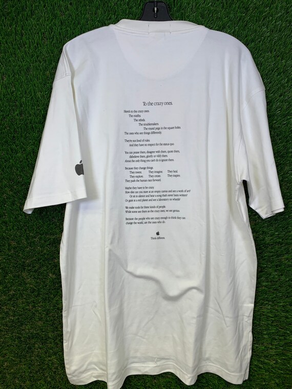 VINTAGE Apple Crazy Ones Quote T Shirt