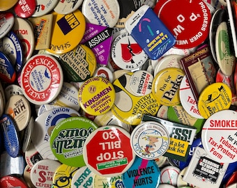 10 Random Vintage Assorted Pins & Pinbacks! All random from 1960s to 1990s - 1000s to choose from!