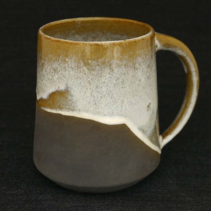 Ceramic mug. Large mug of pint capacity, ideal for tea lovers. Handmade pottery