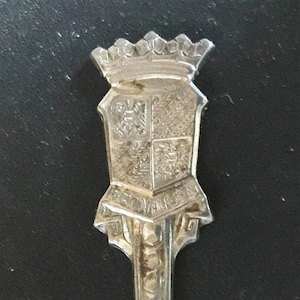 Groningen, Netherlands & Crest (top) on Souvenir Spoon - pre-owned