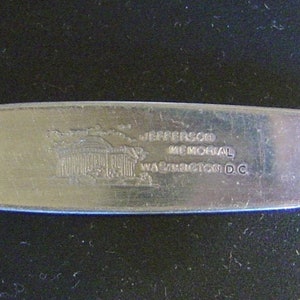Jefferson Memorial, Washington, DC (top) on Silver Plated Souvenir Spoon - pre-owned