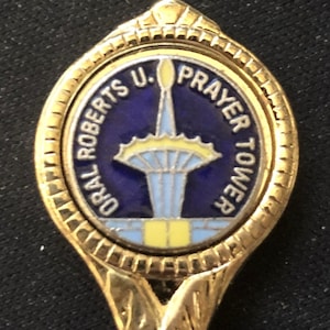 Oral Roberts University, OK ~ Prayer Tower (top) on Souvenir Spoon - NEW