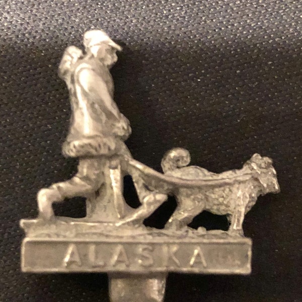 Alaska & Map (bowl) Dog Sled (top) Dogs (stem) on Pewter Souvenir Spoon - pre-owned