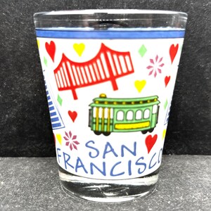 San Francisco, Kalifornien mit Golden Gate Bridge und Drahtseilbahn auf 1 Unze Glas Schnapsglas - NEU