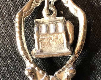 Las Vegas, Nevada with Slot Machine Charm (top) on Souvenir Spoon - pre-owned
