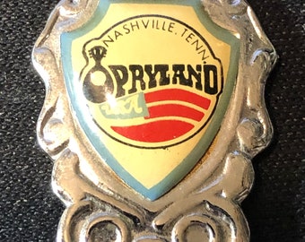 Nashville, Tennessee, Opryland, USA on Souvenir Spoon - pre-owned