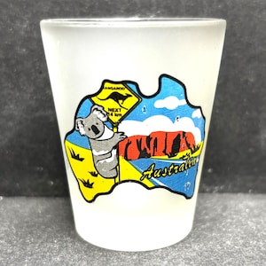 Australie avec carte, koala et kangourou sur verre à liqueur en verre dépoli de 30 g - NOUVEAU