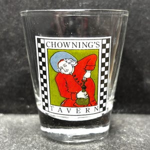 Chowning's Tavern Williamsburg, Virginia on 1oz Glass Shot Glass - NEW