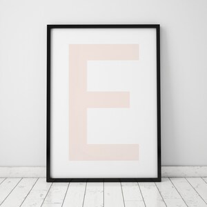 E Carta Cartel Blush Rosa, Arte inicial de la pared, Arte escandinavo, Cartel escandinavo, Cartel inicial E, E Carta Imprimir, DESCARGA INSTANTE