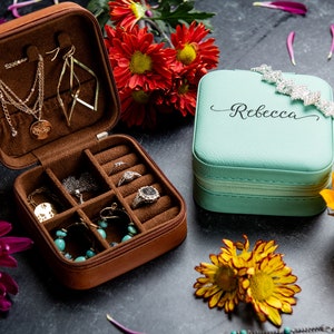 Personalized Jewelry Travel Case - Vegan Leather - Flower Designs