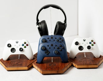 Personalized Wood Stand and Charging Station Gaming Controllers - Gift for Gamers