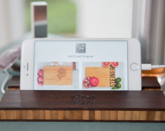 Personalized, Engraved Single Slot Phone Dock