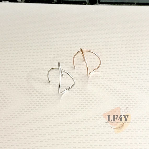 Criss Cross Ear Cuffs, Fake Ear Cuff, Cartilage Ear Cuffs No Piercing, Fake Cartilage Earrings, Fake Helix Piercing, Faux Ear Cuff Gift