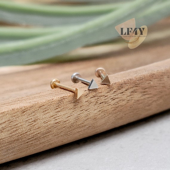 Tiny Triangle 20g / 0.8mm Threadless Push In Stud / Labret Steel Silver Gold Rose Gold Tragus Stud Helix / Conch Stud Earring Cartilage Stud