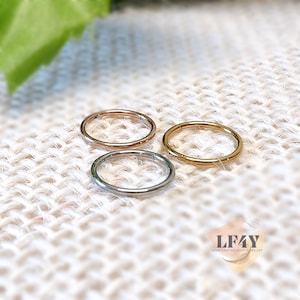 0.8mm / 20G Thin Small Delicate Hinged Clicker Nose Ring Hoop - Helix Ring - Cartilage Ring - Huggy Earrings 6mm / 8mm Dia - Non Allergic