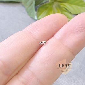 Delicate Thin 20g / 0.8mm Threadless Push In Tiny Fish Shape Steel Silver Gold Rose Gold Labret Tragus Stud Helix / Conch Stud Earring