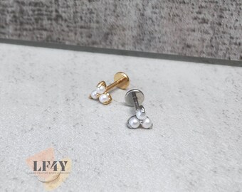 Trinity Pearl Labret Stud: 18G Surgical Steel Internally Threaded Earring