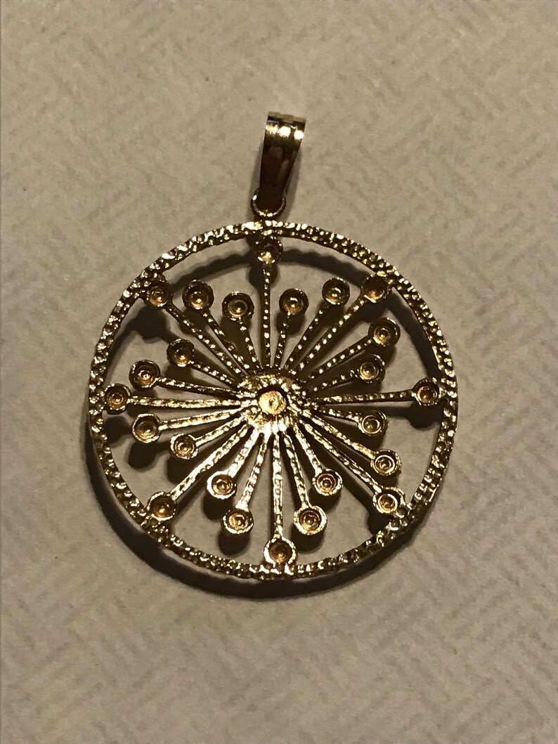 CHRISTMASINJULY Starburst Sunburst Snowflake Winter Elsa Frozen 14k Yellow Gold Vintage Antique Pendant Simple Classic