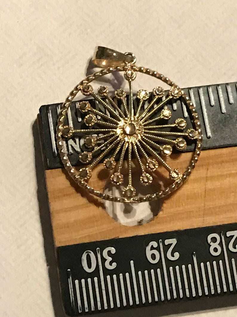 CHRISTMASINJULY Starburst Sunburst Snowflake Winter Elsa Frozen 14k Yellow Gold Vintage Antique Pendant Simple Classic