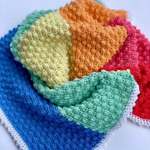 Petite Clusters Baby Blanket Crochet Pattern