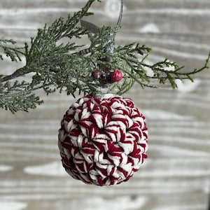 Cozy Christmas Ornament Crochet Pattern