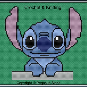 Peut inclure: Un motif de point de croix représentant un personnage de dessin animé bleu avec de grands yeux noirs et des oreilles roses, sur fond vert. Le texte "Crochet & Knitting" est en haut, et "Copyright © Pegasus Signs" en bas.