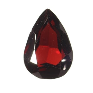 Dieprode Pyrope almandine 2.51 ct.