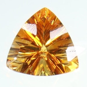 4.36 ct. Orange Transparent Citrine Triangular facetted - IJGC certified