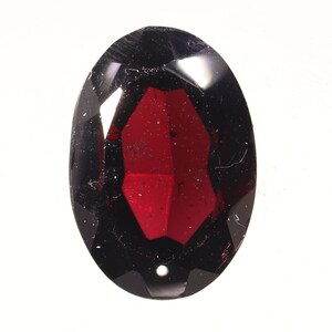 Deep red Pyrope almandine 5.35 ct.