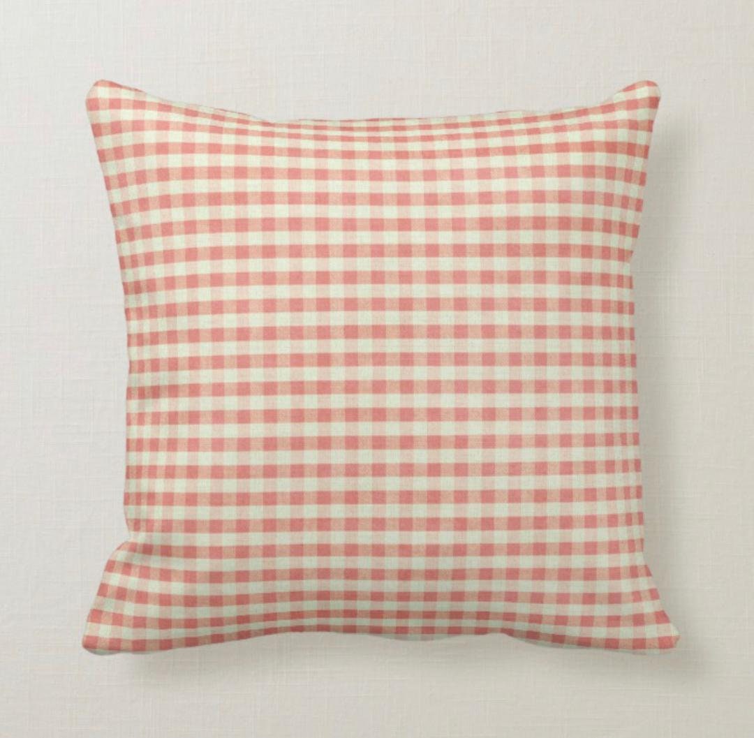 red gingham pillows