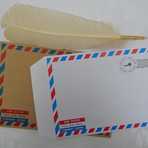 Buste autosigillanti con bordo per posta aerea C5
