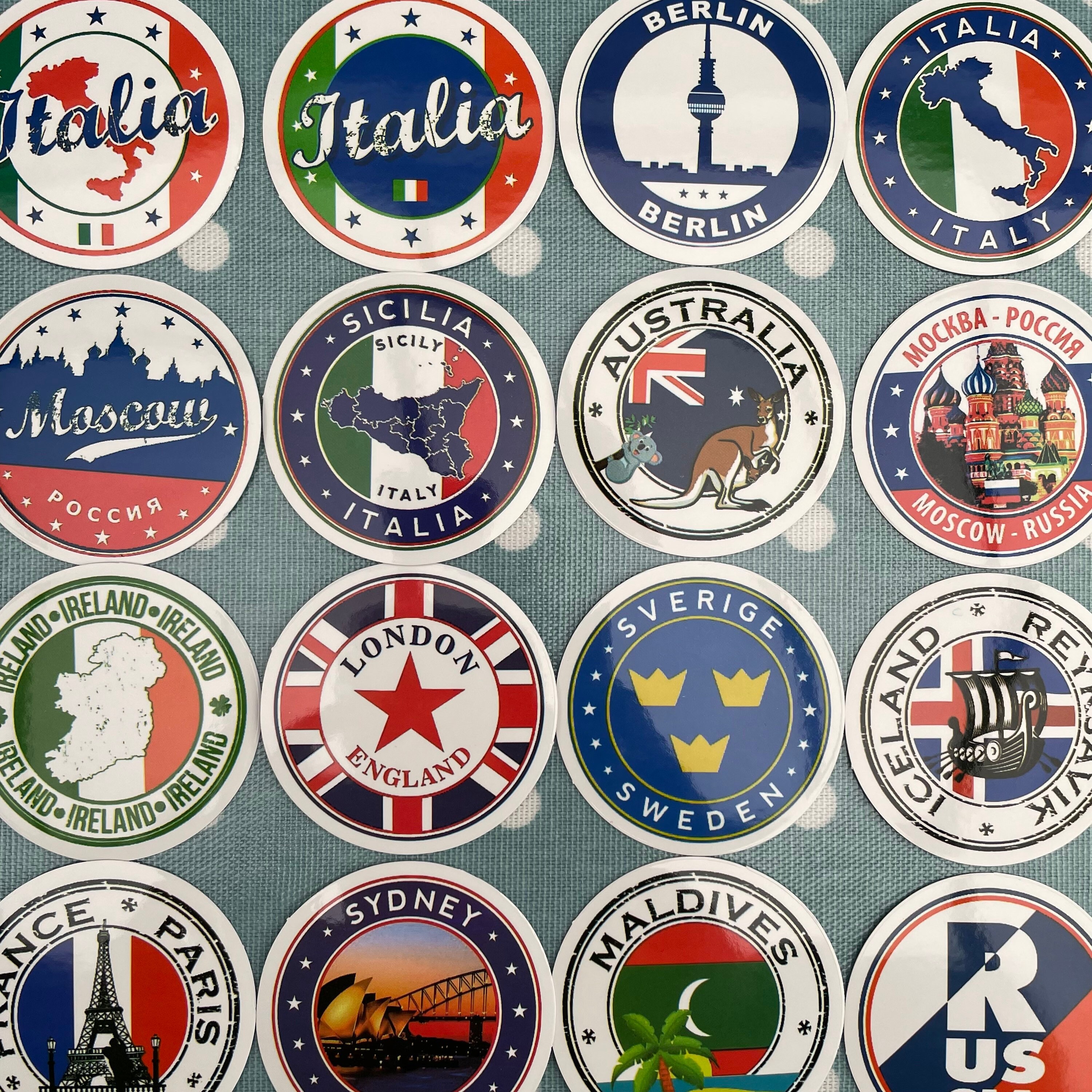 World Travel Sticker Symbols Set Variety: Stock-Vektorgrafik (Lizenzfrei)  142253134