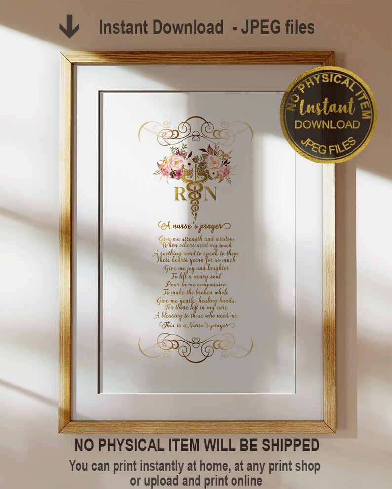 Pu&ograve; includere: Download digitale stampabile di un design floreale rosa e oro con un simbolo di caduceo infermieristico e il testo "Una preghiera di un'infermiera". Il testo recita: "Dammi forza e saggezza quando gli altri hanno bisogno del mio tocco. Una parola confortante da dire loro. I loro cuori desiderano cos&igrave; tanto. Dammi gioia e risate per sollevare un'anima stanca. Versa in me compassione per rimettere insieme ci&ograve; che &egrave; rotto. Dammi mani gentili e curative. Per coloro che rimangono alle mie cure. Una benedizione per coloro che hanno bisogno di me. Questa &egrave; la preghiera di un'infermiera."