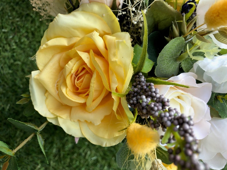 rustic flowers destination Weddings lemon roses wedding bouquet roses lavender Bohemian bouquets Boho Sunshine Bride/'s bouquet