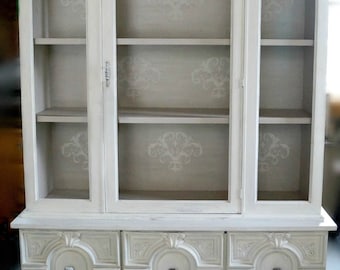 SOLD | Antique white shabby-chic hutch, white china cabinet, distressed furniture, chalk painted furniture, off-white cottage style