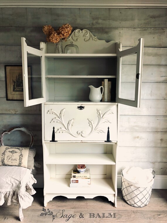 Distressed Painted Furniture Shabby Chic White Grey Antique Distressed Painted Furniture Shabby