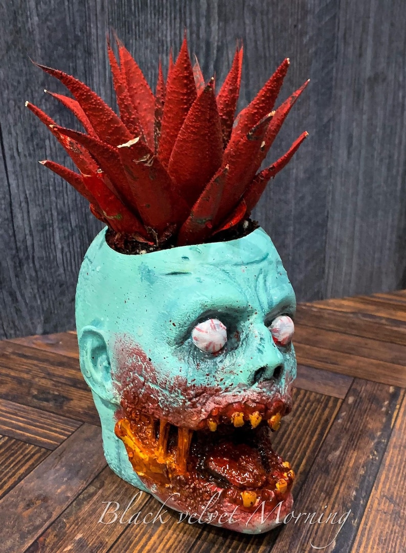 Zombie Planter, Monster Planter Pot, Head Planter, Classic Monster Decor, Unique Gifts, Succulent Pots, Monster Gift, Unique Plant pot bild 2