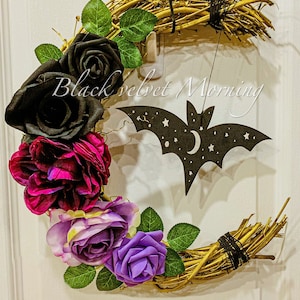 Crescent Moon Wreath,  Black Bat Wreath,Gothic Wreath, Moon Decor, Floral Wreath, Goth Decor, Witchy Gifts, Witchy Decor