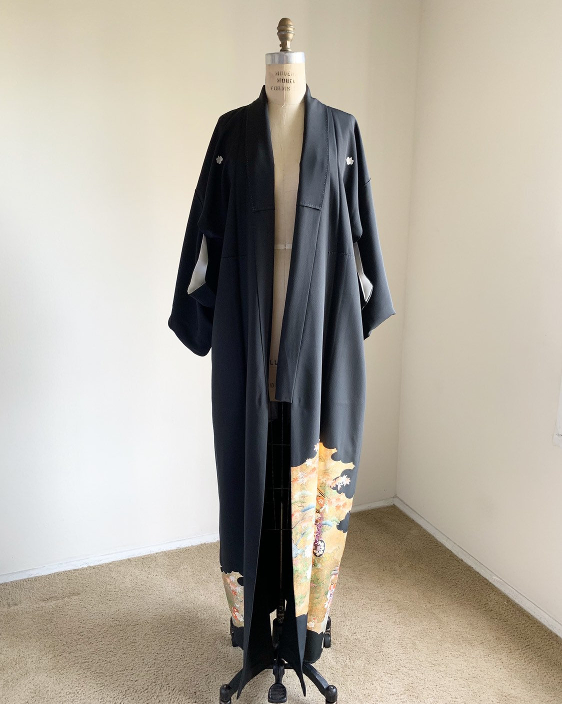 Vintage silk kimono | 1950s kimono | Japanese kimono | Black ...
