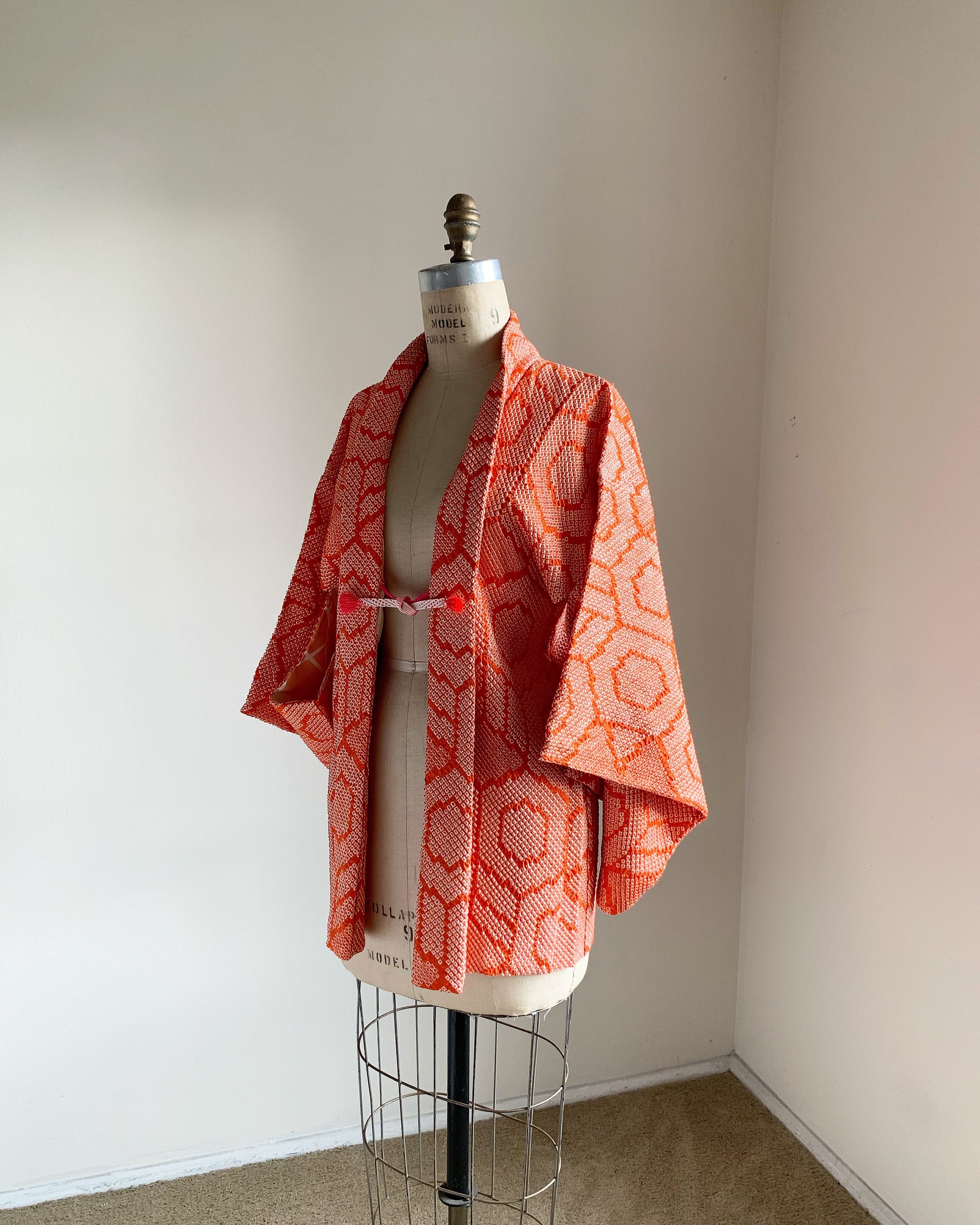 Vintage silk kimono | 1950s kimono | Japanese kimono | Haori | Orange ...