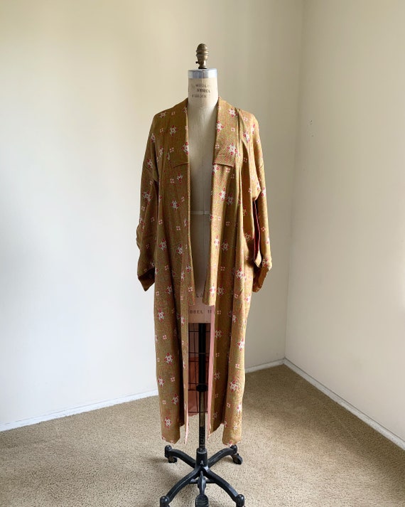 Antique 1930s Japanese silk kimono | Lime green &