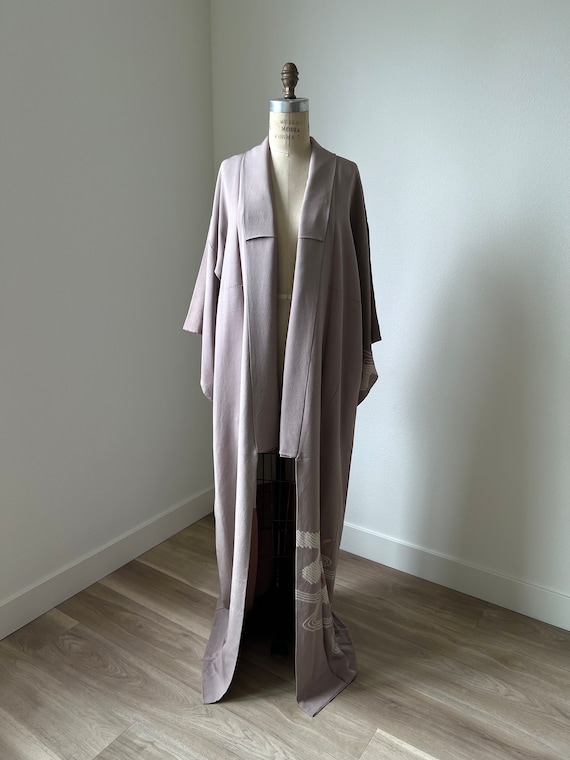 Vintage Dusty Lilac Kimono | Shibori & Embroidery
