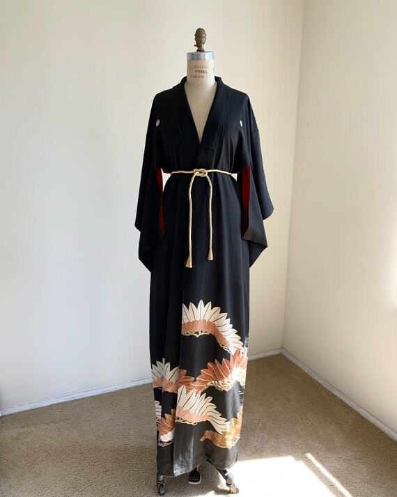 Antique 1920s Japanese silk Kurotomesode kimono |