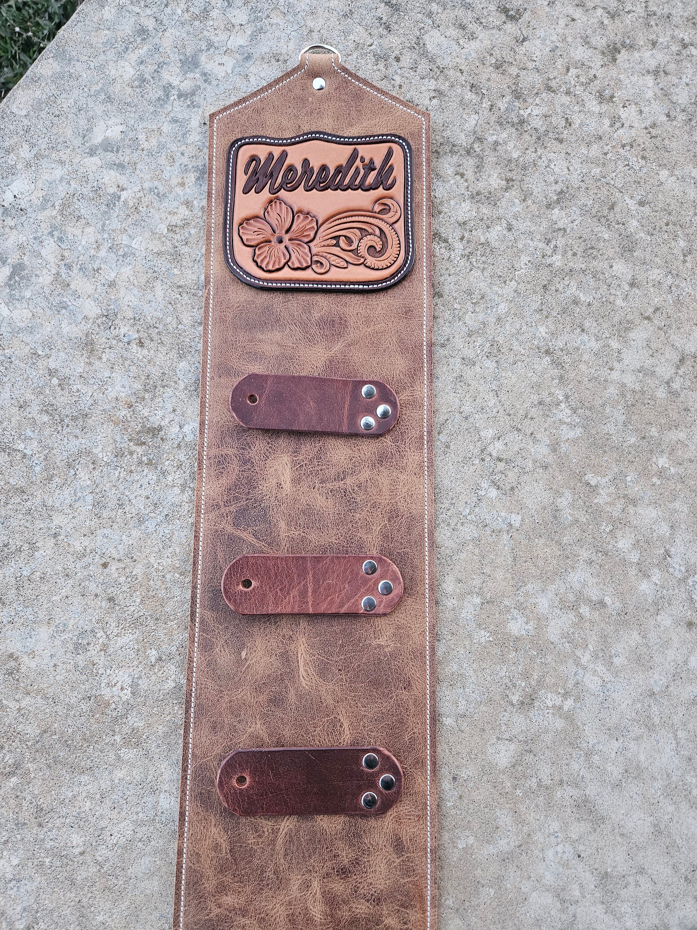 Hand Tooled Leather Belt Buckle Display Holder 3‎ Slot Western Rustic Decor Leather Belt Buckle Display, Western Cowboy Trophy Buckle  main image 2