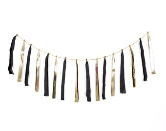 Black and Gold Tassel Garland / Party Decorations / Wedding Decor / Sweets Table / Wall Decor / Photo booth Props / Bachelorette / Birthday