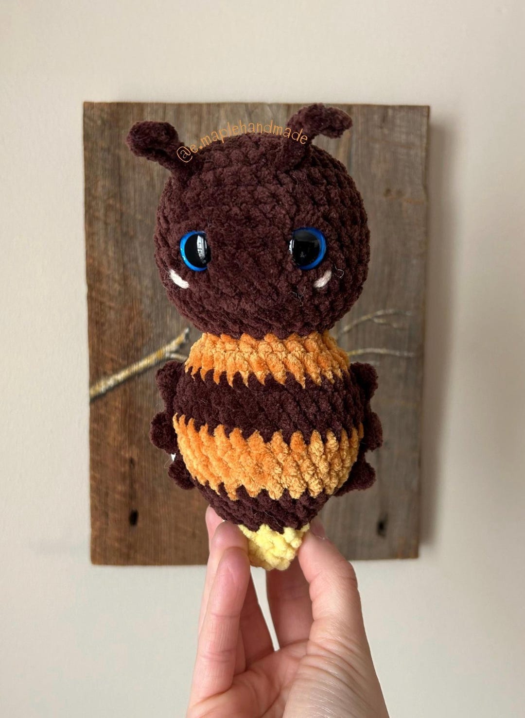 Crochet Bee Pattern: Barnaby Amigurumi Bumblebee (LOW SEW) (PDF Pattern ...