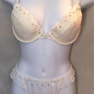 Declicate White w/Lavender Purple Accents Floral Lace Swarovski Crystal Bra and Thong Panties Set 36C