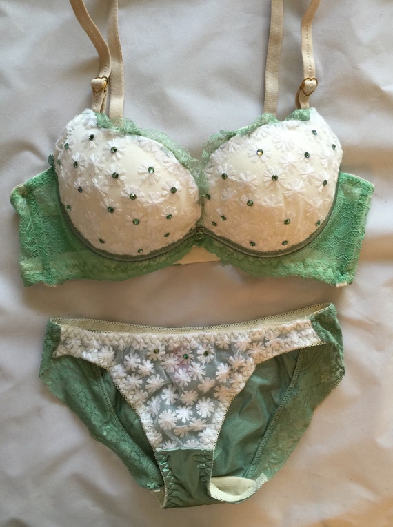 Green and White Lace Swarovski Crystal Bra and Panties Set 36B -  Hong  Kong