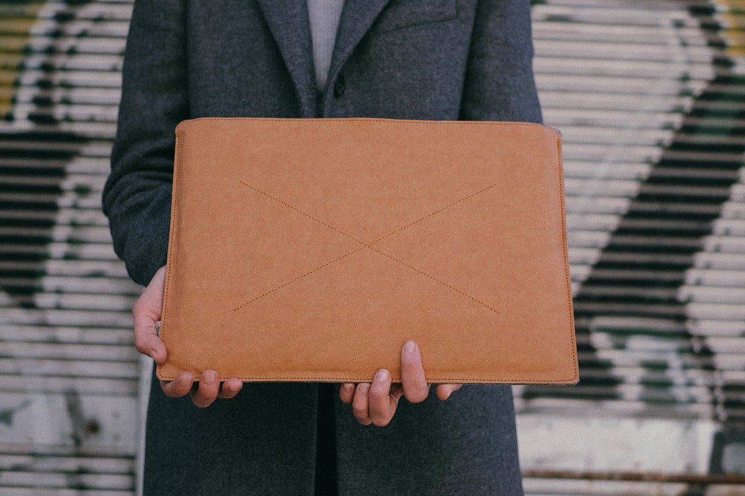 Sustainable Laptop Sleeve, Brown Laptop Sleeve, Eco Friendly Laptop Case, Personalized Sleeve